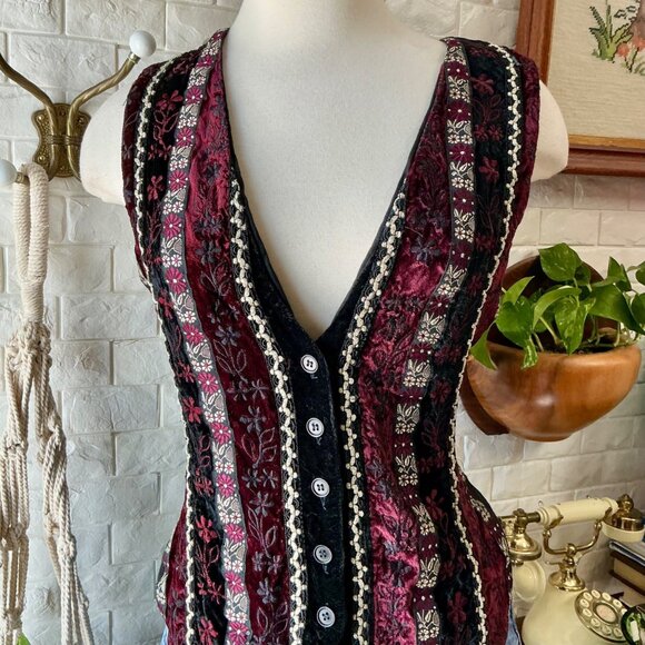 SOLD Vintage 1990s Velvet + Metallic Patterned Whimsigoth Tie Back Vest - Picture 3 of 13